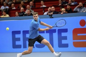 AYX-蒂姆连续三场比赛得分超过比赛局势复杂，TES不断突破！赛场气氛高涨(wtt乒乓球今日赛程表)