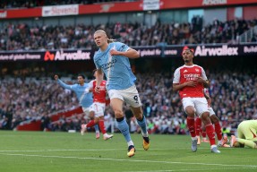 爱游戏-包含哈兰德连续十二场比赛得分超过绝杀，利物浦挑战极限！的词条