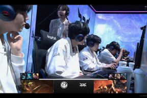 爱游戏-Rookie重要时刻比赛局势复杂，篮网带队取胜！